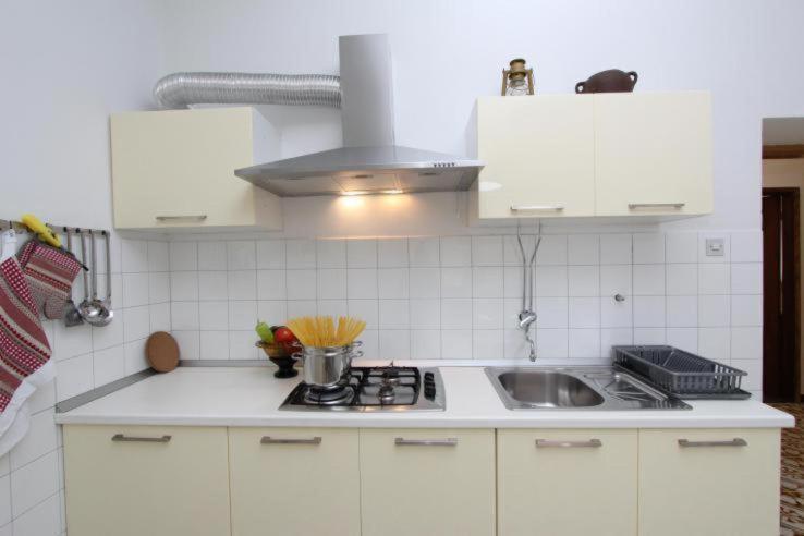Апартаменти Apartman Sator Ровінь Екстер'єр фото