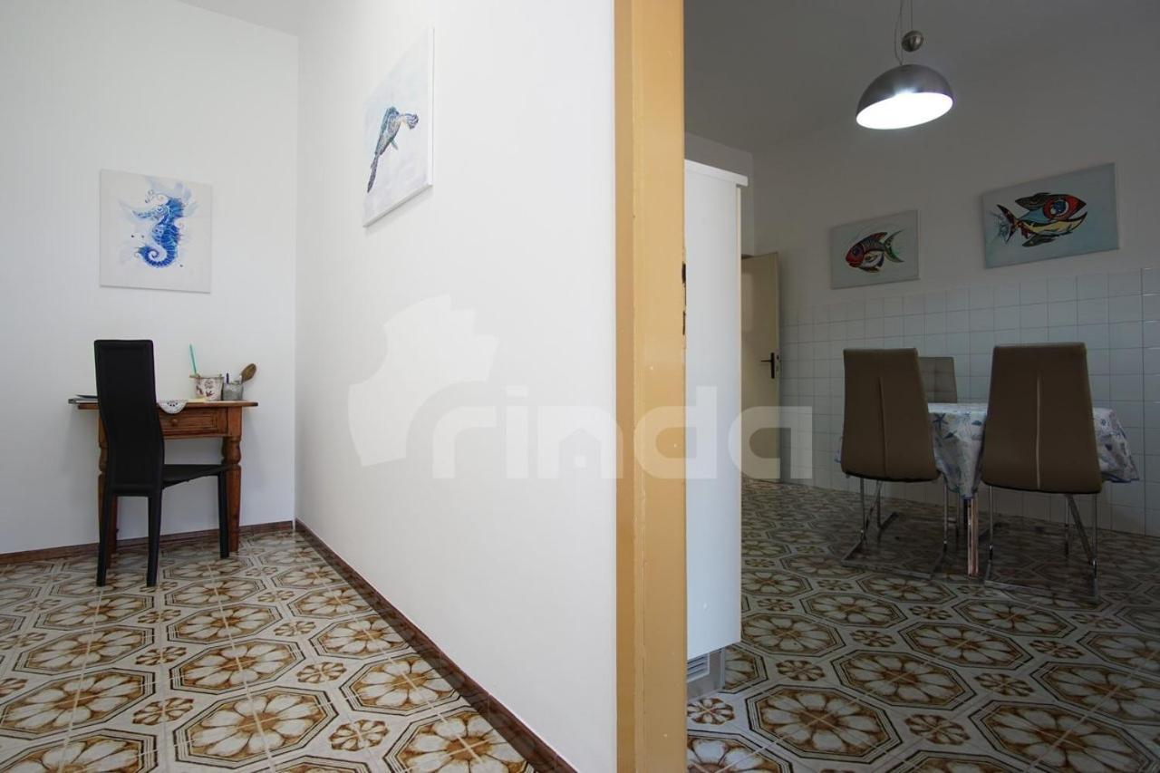 Апартаменти Apartman Sator Ровінь Екстер'єр фото